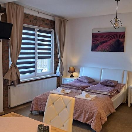 Apartament Lavender Jelenia Gora Ngoại thất bức ảnh